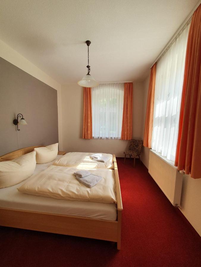 Garni Dekorahaus Hotel *