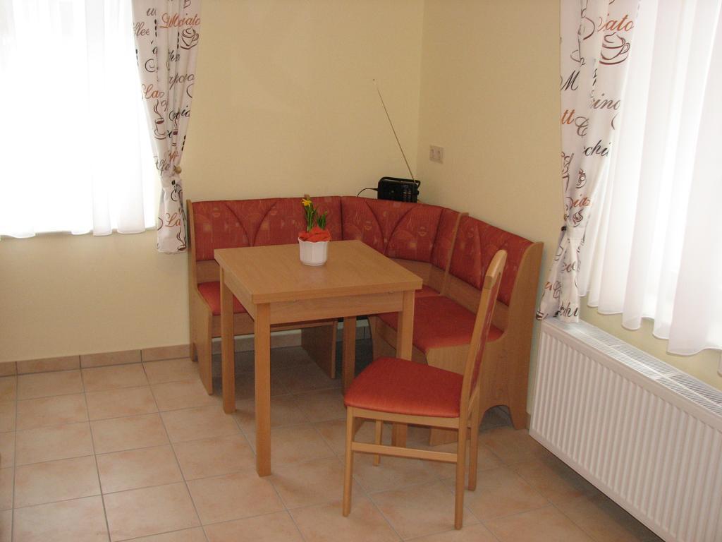 Hotel Garni Dekorahaus